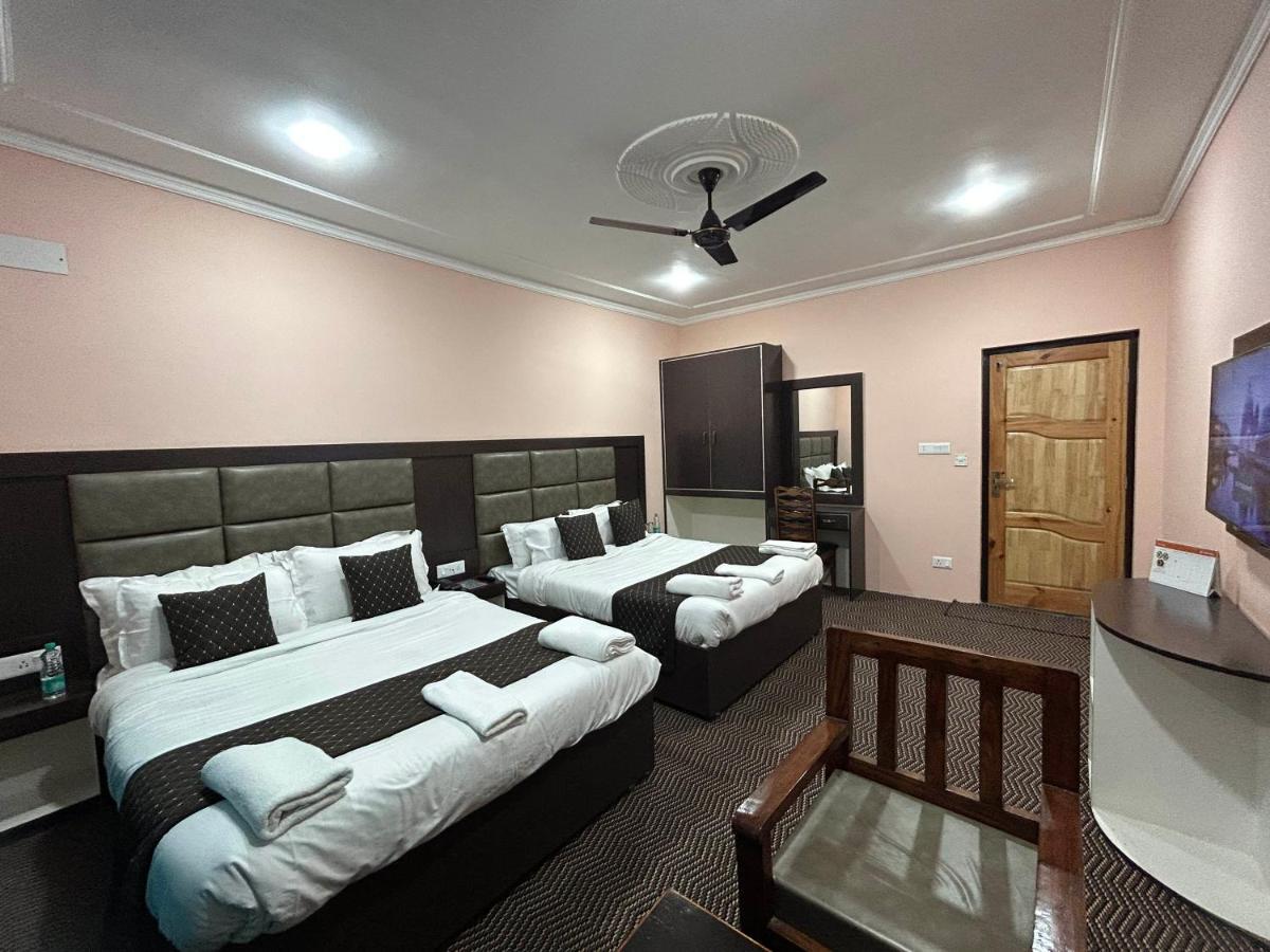 Fair Mount, Airport Road, Humhama Srinagar Hotell Exteriör bild