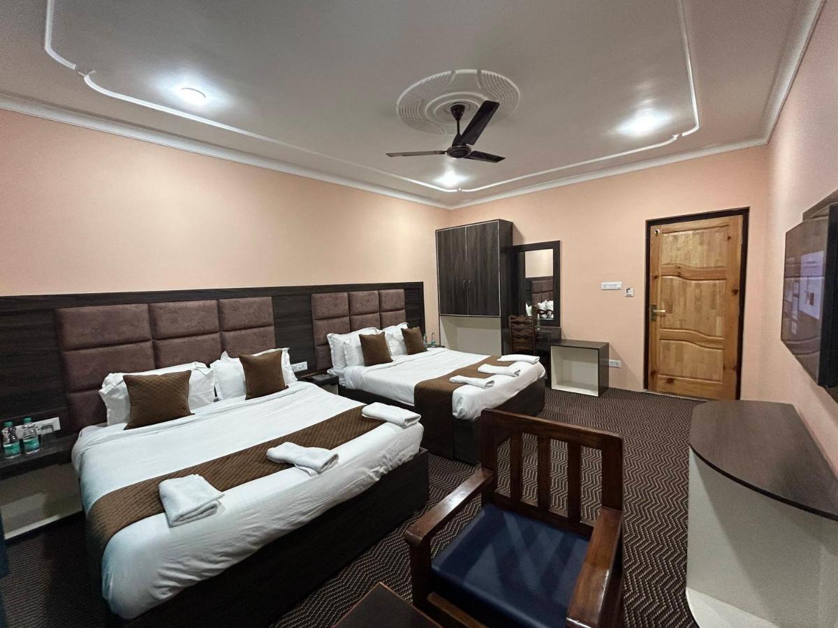 Fair Mount, Airport Road, Humhama Srinagar Hotell Exteriör bild