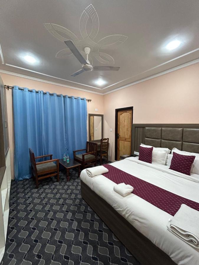 Fair Mount, Airport Road, Humhama Srinagar Hotell Exteriör bild