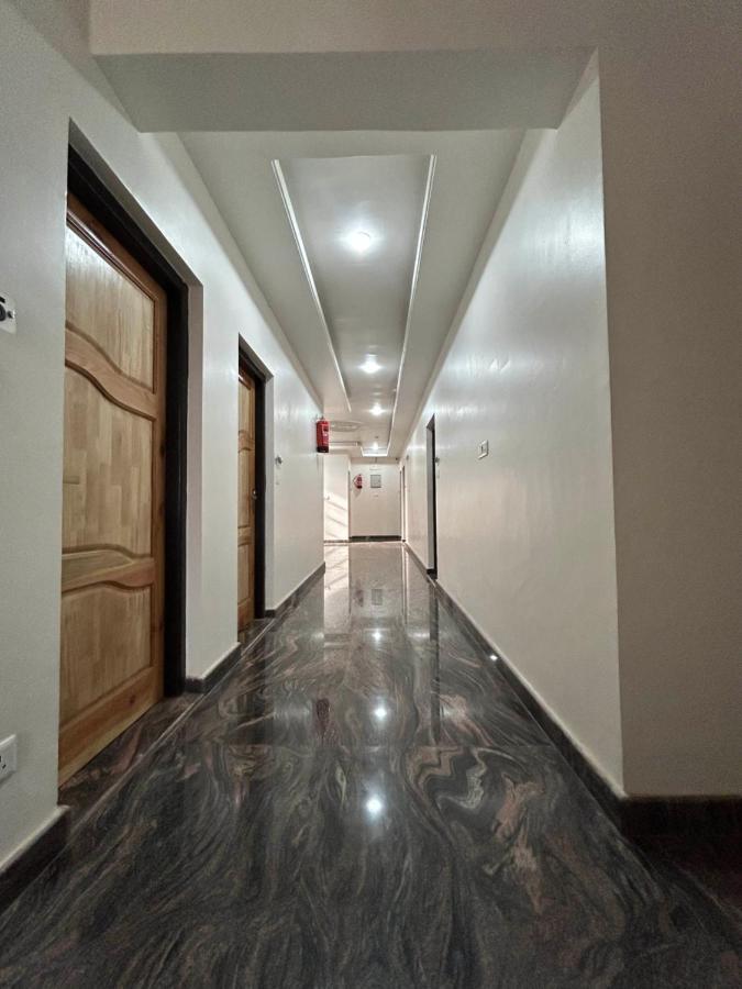 Fair Mount, Airport Road, Humhama Srinagar Hotell Exteriör bild